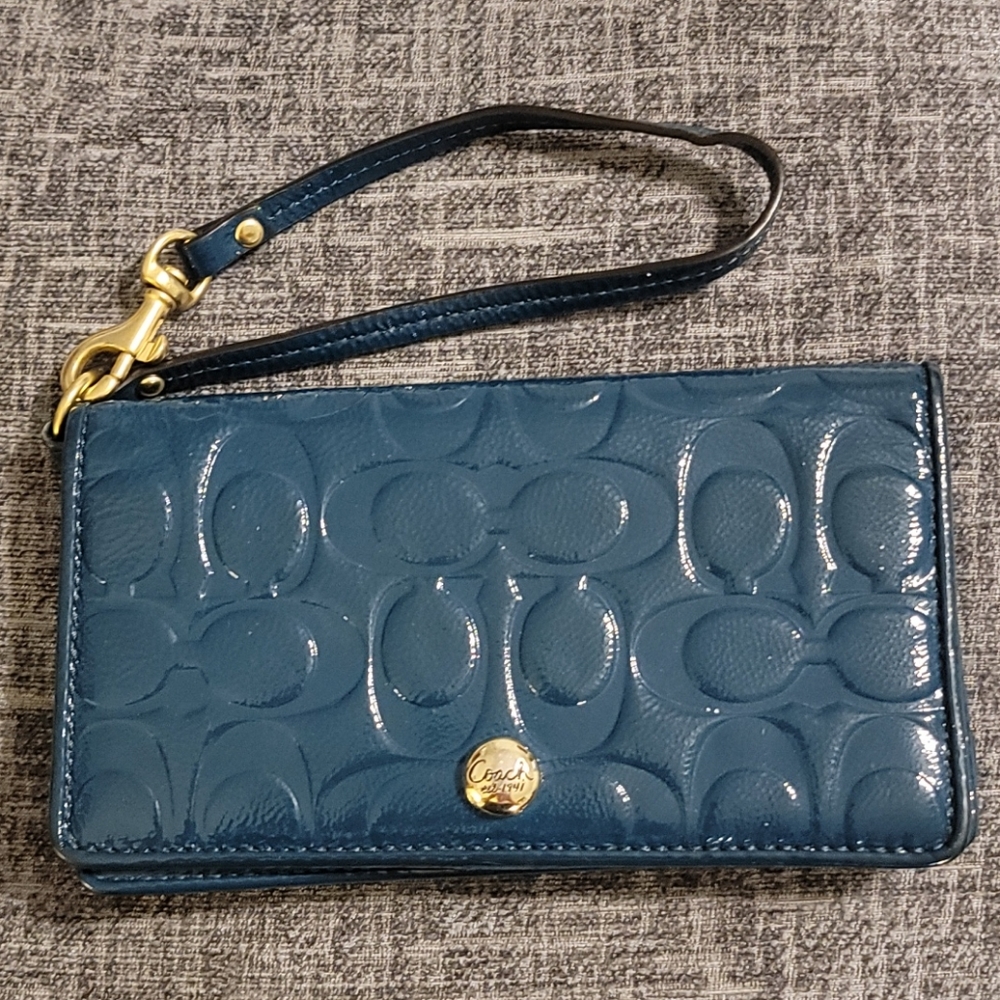 Coach wristlet